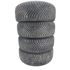 Комплект літніх покришок 205.55 R16 Continental