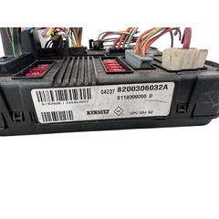 Модуль комфорту BSI Renault 8200306032A