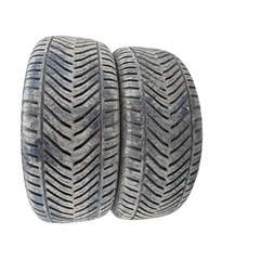 Пара всесезонних шин 225.45 R17 Kormoran