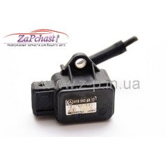 Датчик тиску повітря у впускному газопроводі Denso для Mercedes S-Class W-140 1991-1999 років випуску.