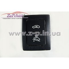 Кнопка для вимикання протиугінної системи та пристрою несанкціонованого буксирування (штатна) Volkswagen T5 Transporter, Multivan, Caravelle 2003-2009 років випуску