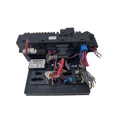 Блок запобіжників Mercedes 2115454301