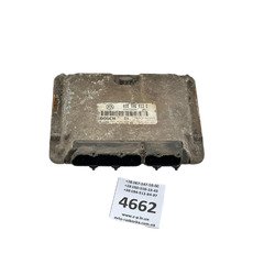 Електронний блок керування двигуна Volkswagen Caddy 038906013E