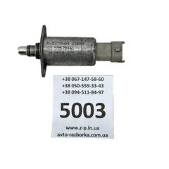 Регулятор тиску палива Opel 2.2 GM 55575441