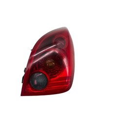 Фонарь задний правый Nissan Primera P12 хетчбек