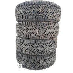 Комплект всесезонних покришок 195.65 R15 Nokian