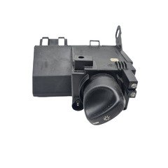 Переключатель света Mercedes 2105450104