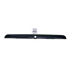 Планка підсвічування номера Volkswagen Passat 3B0827574A (накладка замка багажника)