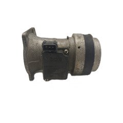 Расходомер воздуха 037906461B