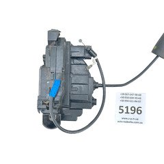 Замок двери передней левой Renault Laguna III