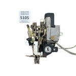 Замок крышки багажника 0135453428 Mercedes W 124 Мерседес