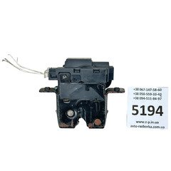 Замок крышки багажника Renault Laguna II 8200747429