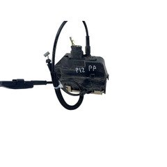 Замок передніх правих дверей Nissan Primera P12