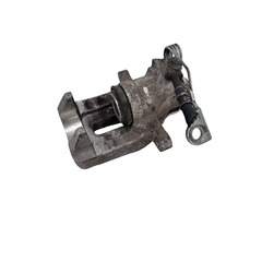 Задній лівий супорт Volkswagen Passat B5 23skv013