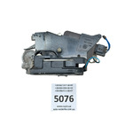 Замок передний правый A6397201035 Mercedes Vito W639